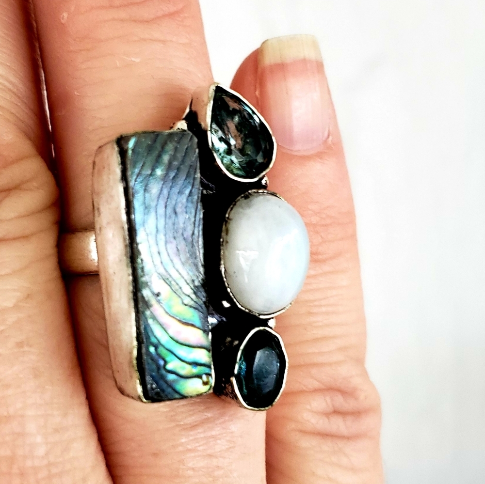 New Abalone Shell, Rainbow Moonstone, Blue Topaz 925 Silver Ring.